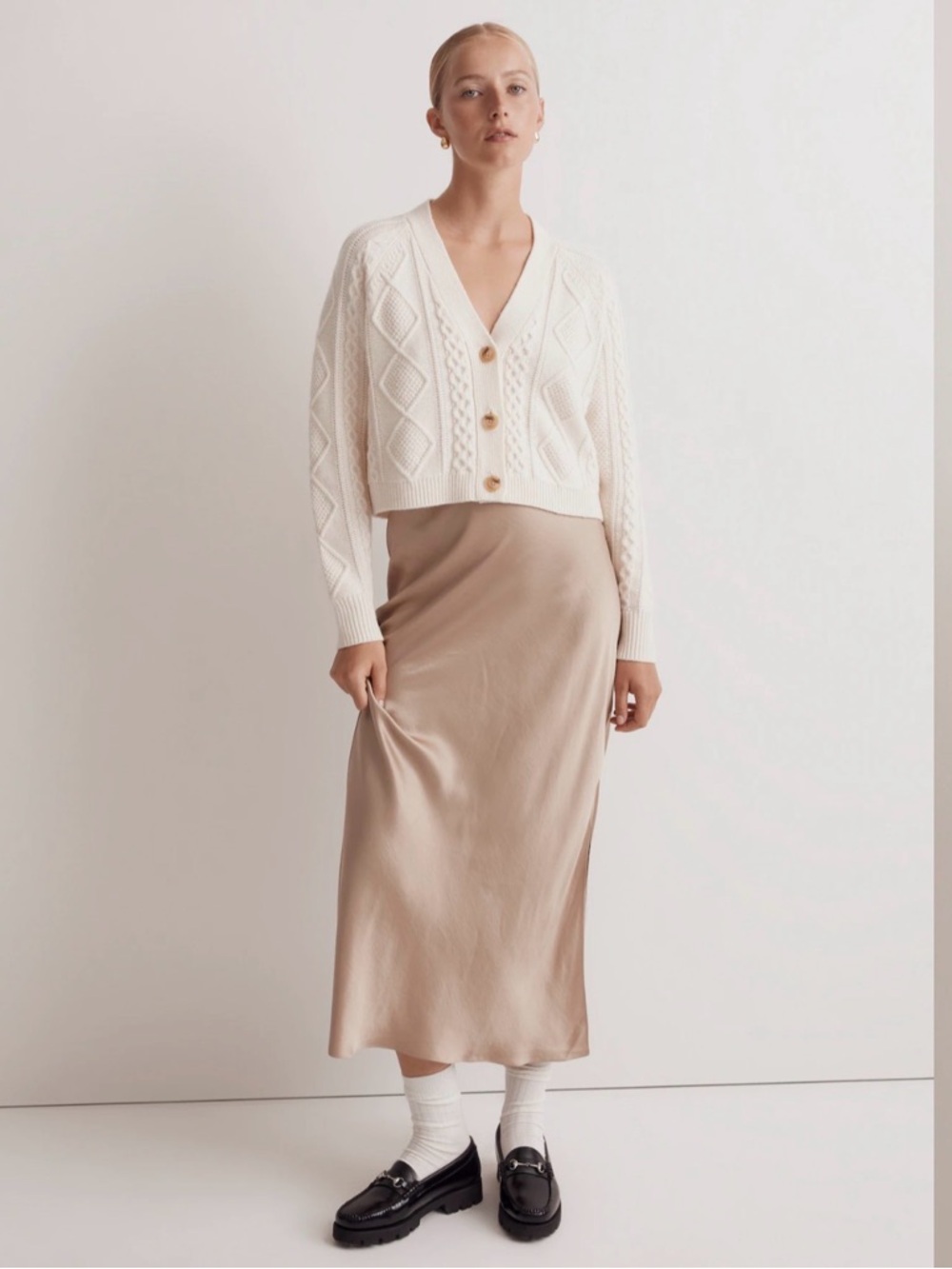 Madewell Cream Cable-Knit Cropped V-Neck Cardigan - Picture 2 of 7